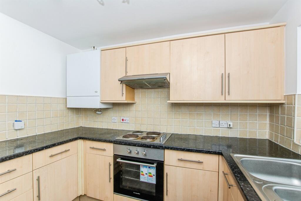 Sayers Crescent, Wisbech St. Mary, Wisbech photo 4