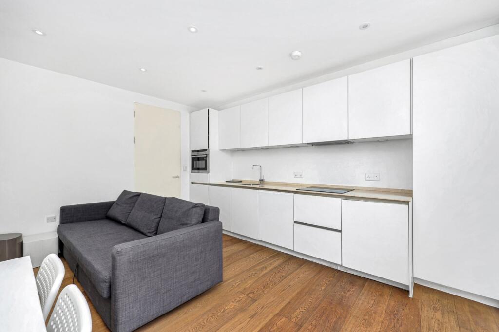 House in London - More