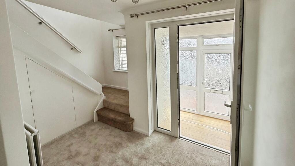 House in Birmingham, West Midlands - More