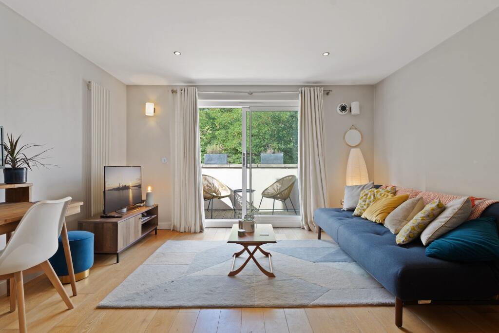 Main image of property: Blackstock Road, London, N5