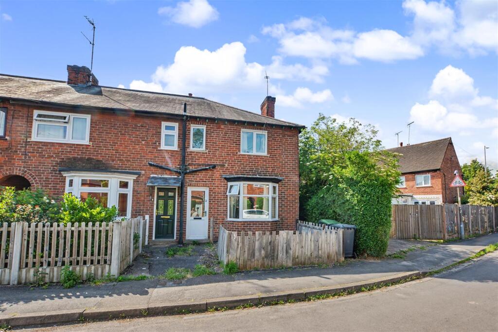 Main image of property: Charlton Grove, Beeston, Nottingham