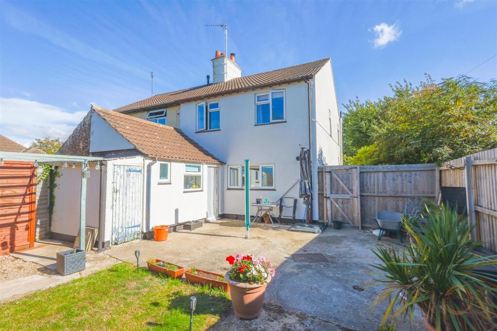 House in Peterborough - View 4