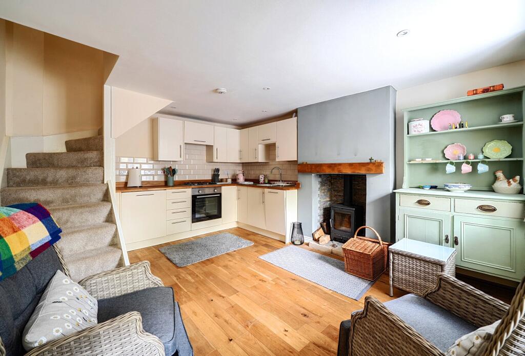 House in Stroud - View 4