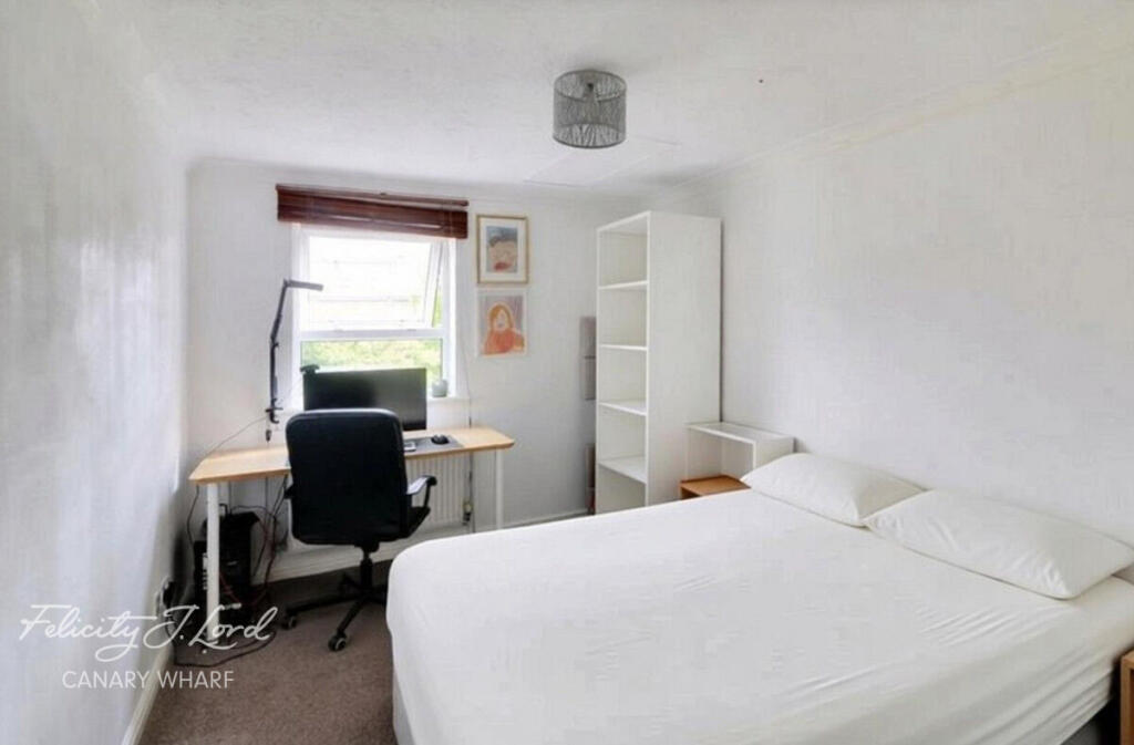 Apartment in London, Manchester Estate, Isle of Dogs - View 2