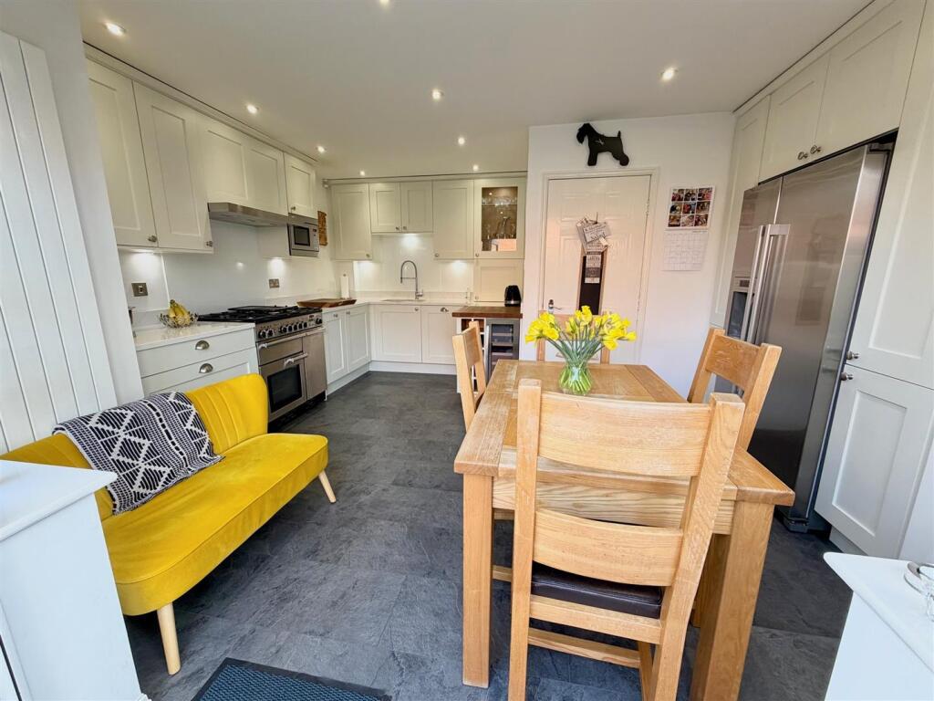 Dunmaston Avenue, Timperley, Altrincham – pohled 4