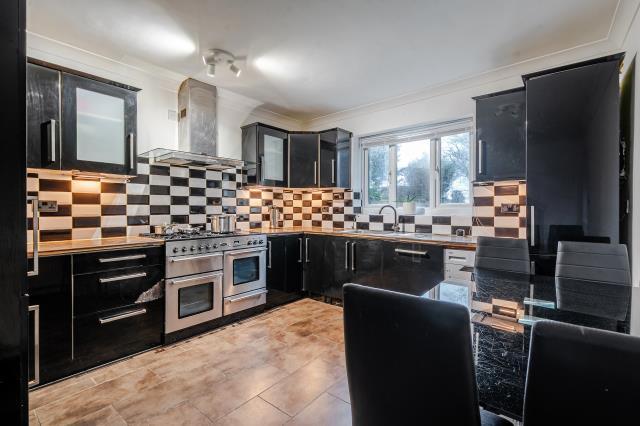 House in Lye Green, Chesham - View 5
