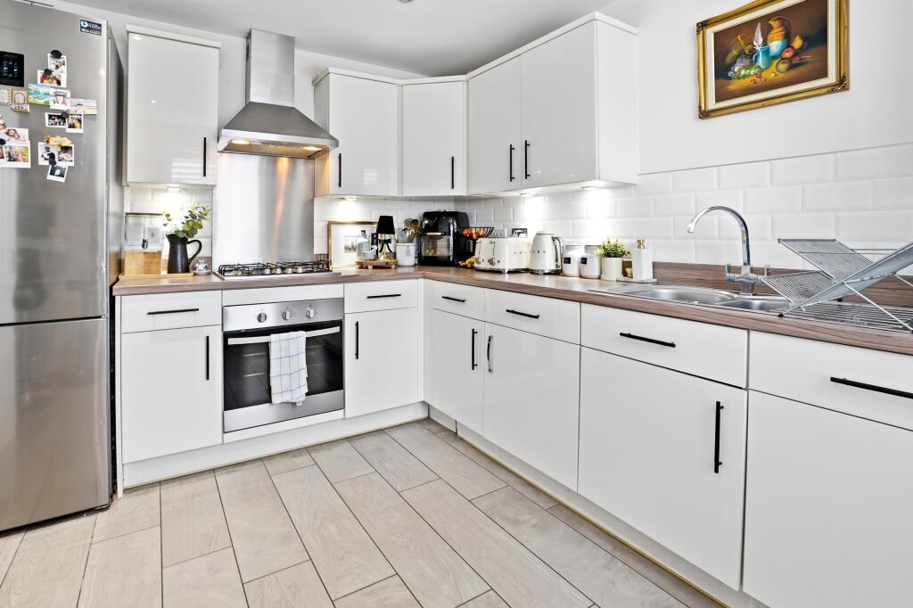 Yew Road, Leeds, LS14 photo 3