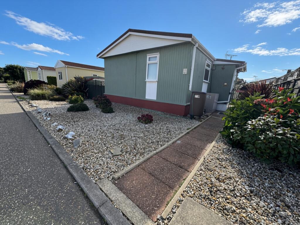 2-bed caravan on Woodland View, Stratton Strawless, Norfolk, £92,500