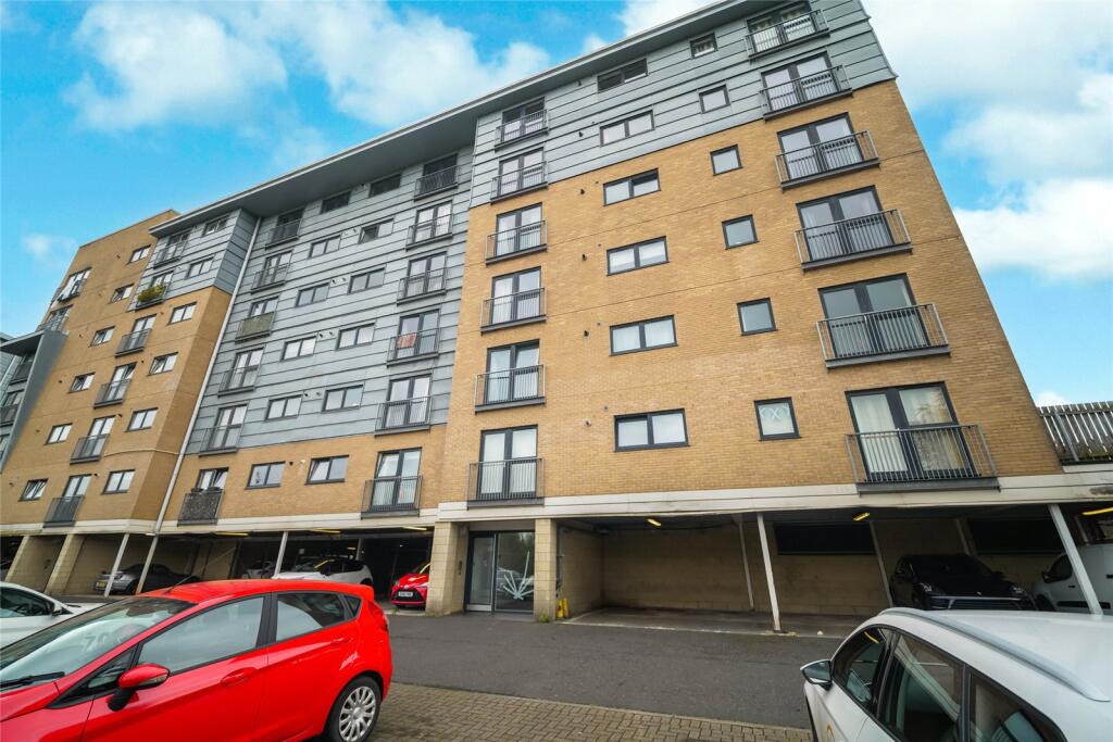 Main image of property: Barrland Court, Glasgow, Glasgow City, G41