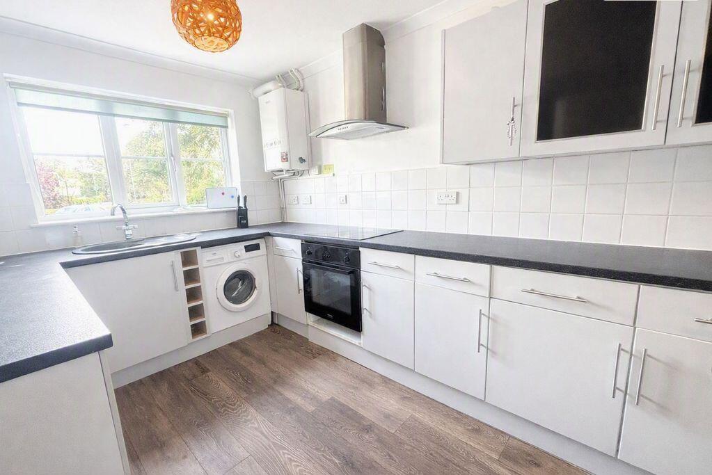 House in Portsmouth - More