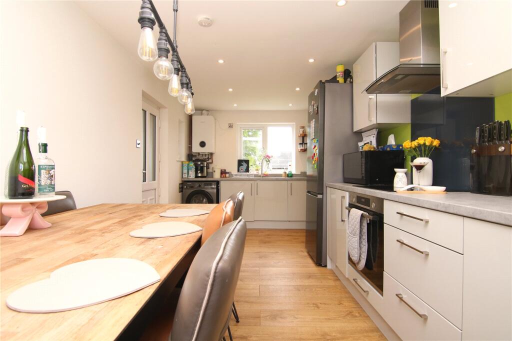 Dovelands, Sutton-In-Craven, BD20 photo 4