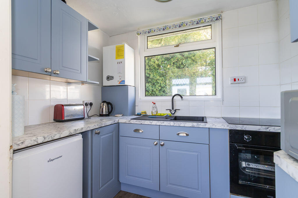 House in Cardiff, Sully and Lavernock - More