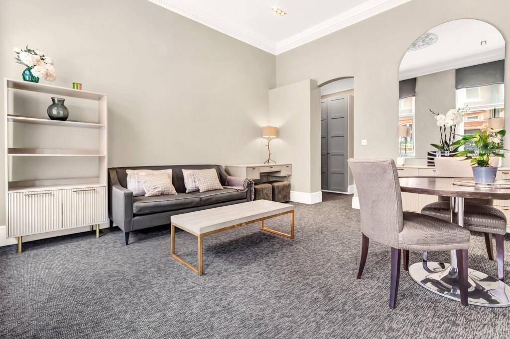 Apartment in London - View 5