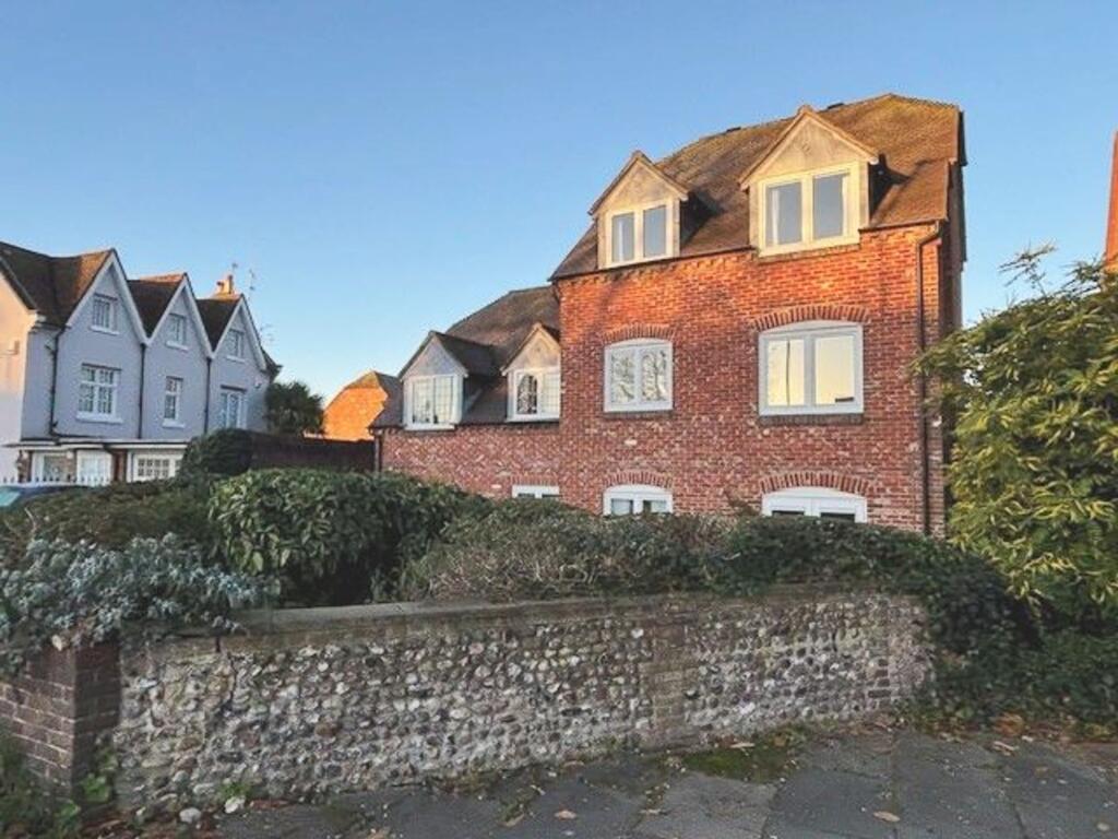 Main image of property: Henty Gardens, The Maltings Henty Gardens, PO19