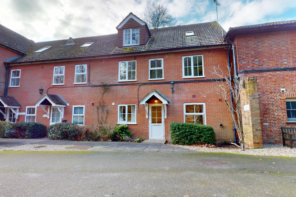 Main image of property: Lakeside Place, Chapel Road TN25