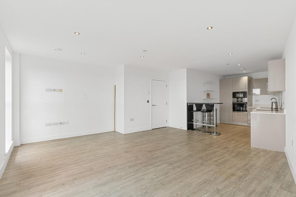 Apartment in London - View 5