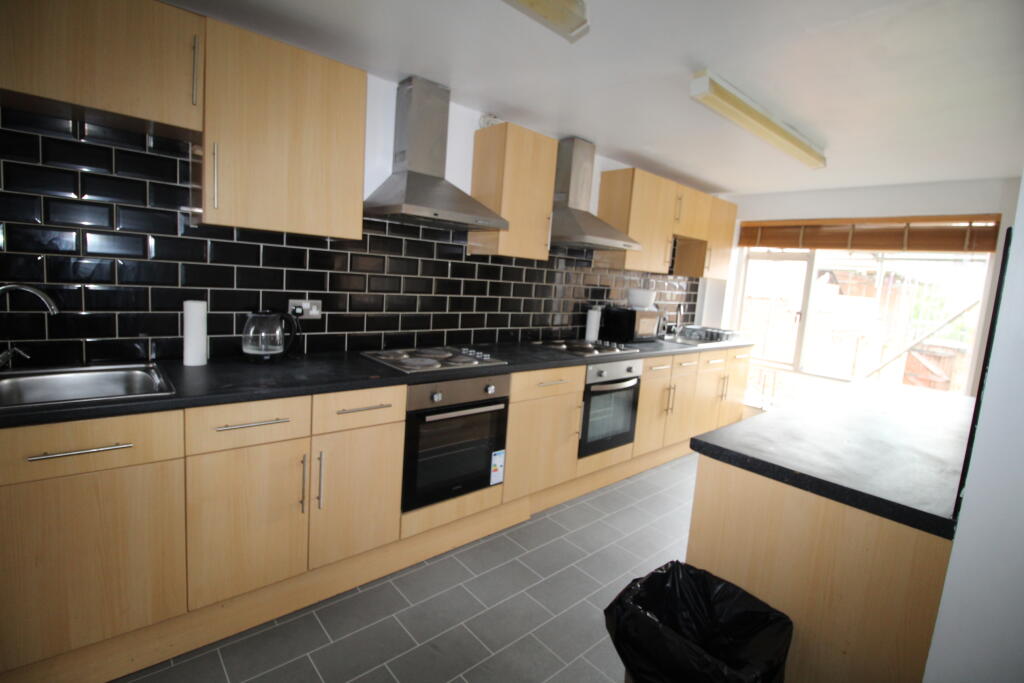 Apartment in Coventry - View 3