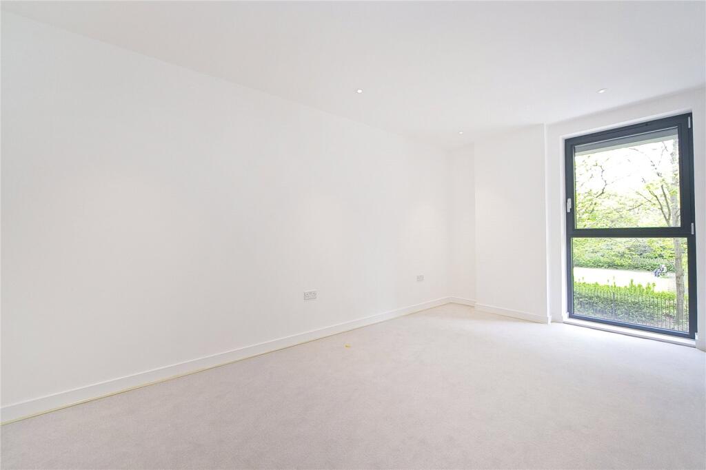 3 bedroom maisonette for rent