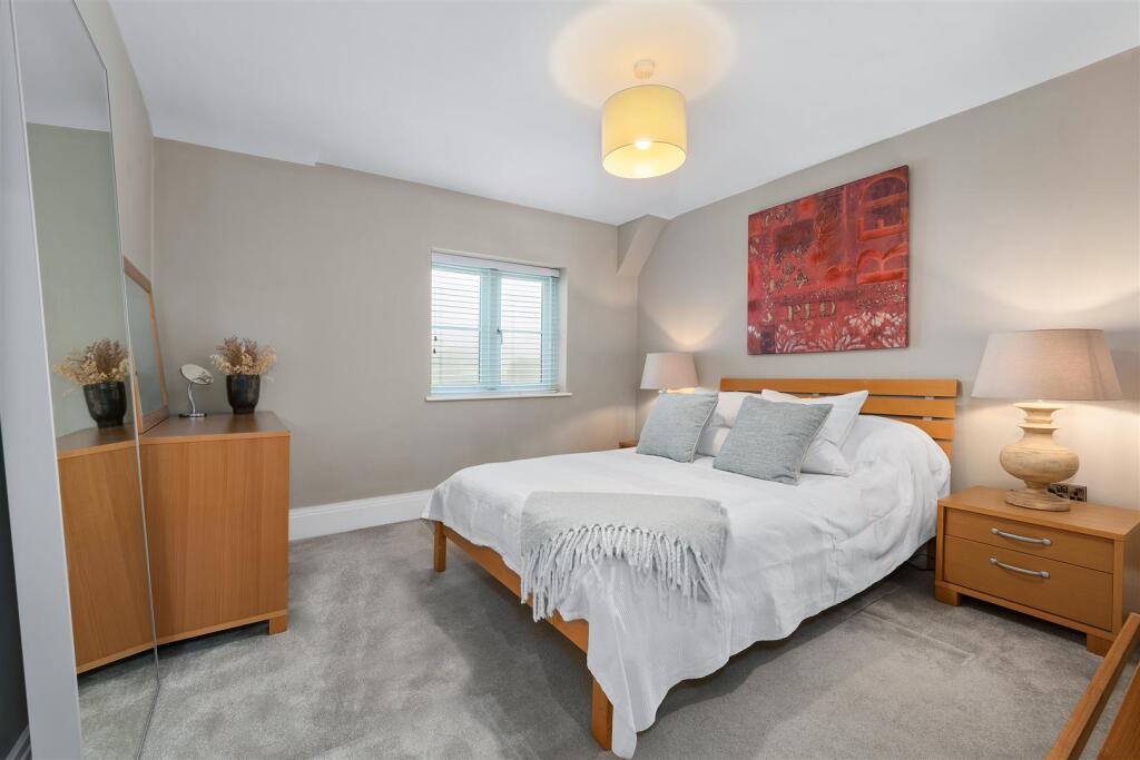 Apartment in Oxford - More