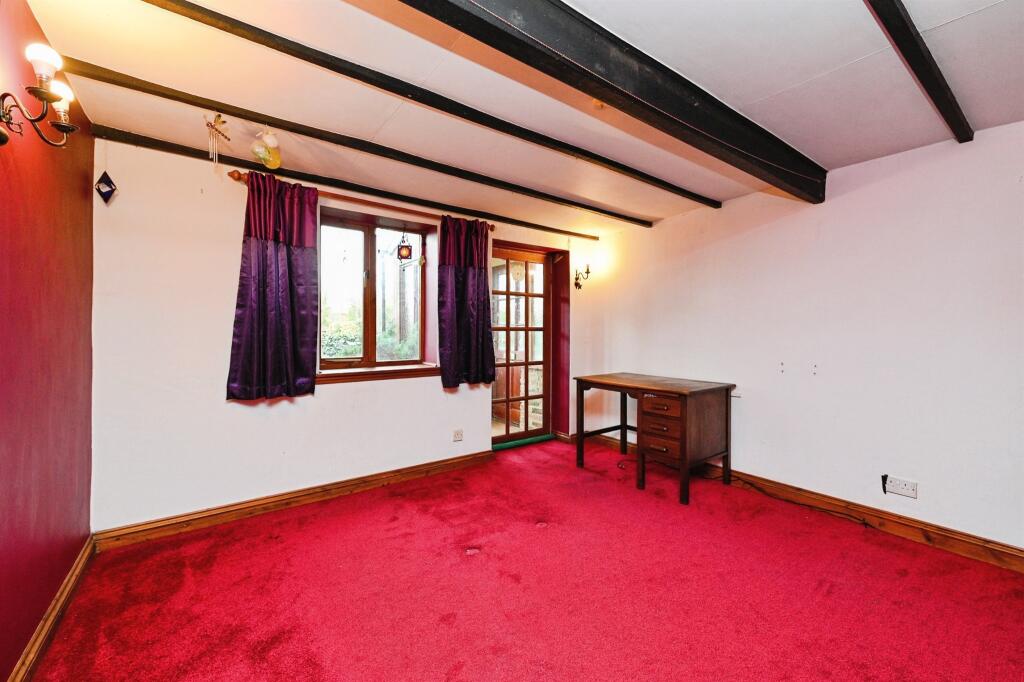 Downham Road, Watlington, King's Lynn photo 3