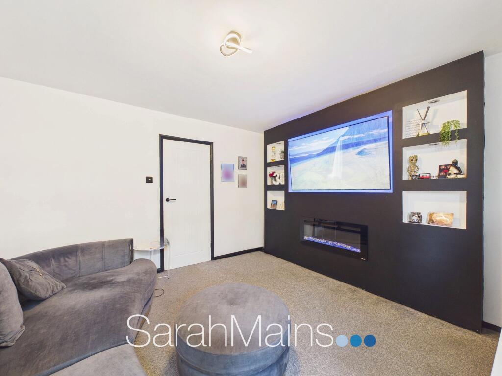 House in Newcastle upon Tyne - More