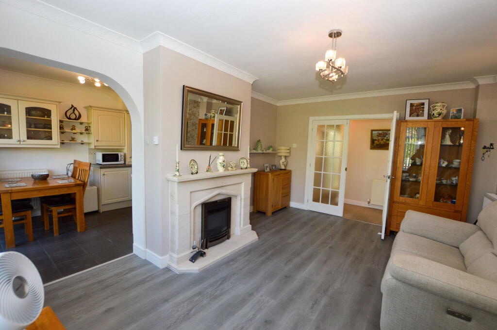 Barnton Close, Warrington photo 4