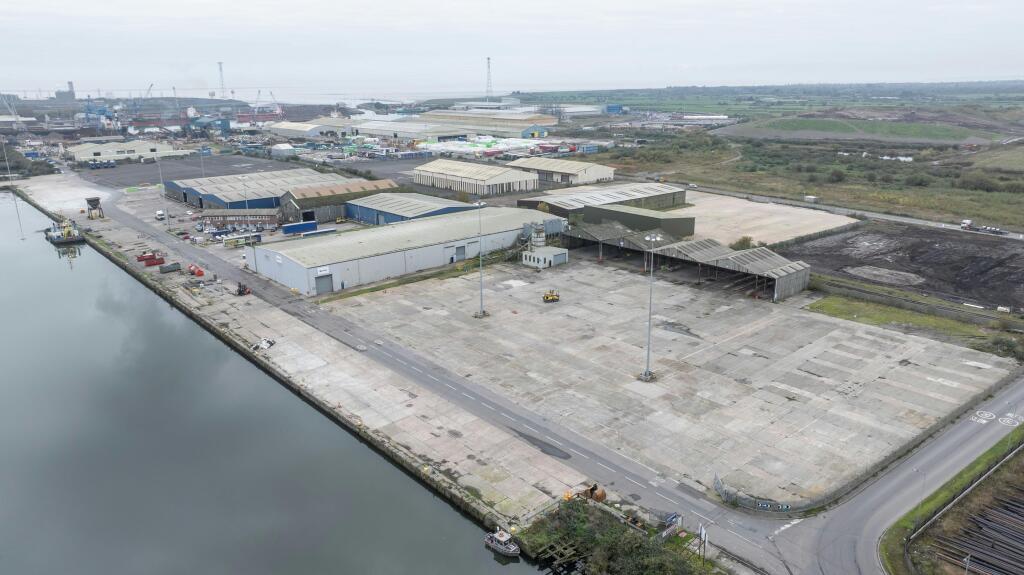 Newport site 1 aerials11.jpg