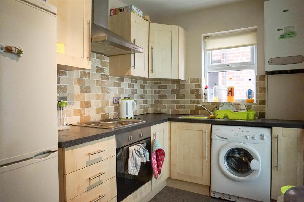 Apartment in Leeds - View 5