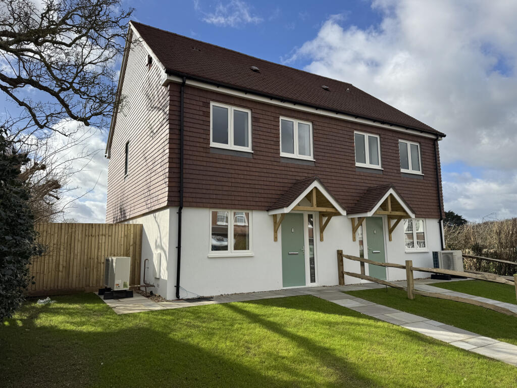 3-bed semi-detached on West End, Herstmonceux, East Sussex, £350,000
