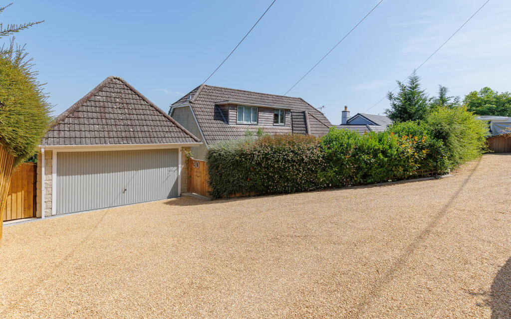 Main image of property: Calbourne Road, Newport