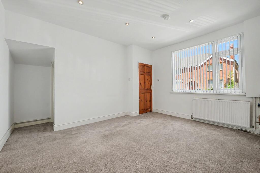 House in Coventry, Foleshill - More