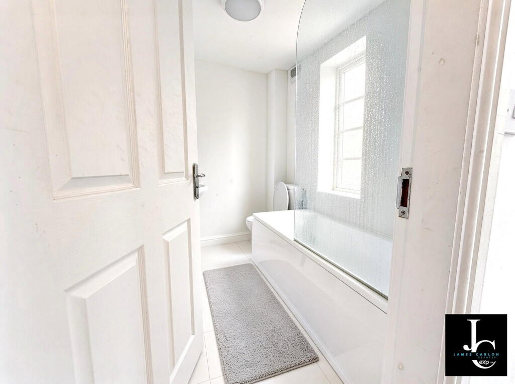 Apartment in Telford - View 5