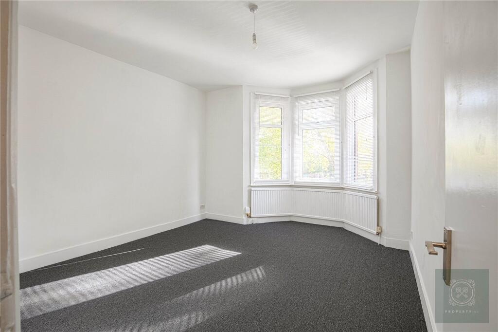 House in London - View 3