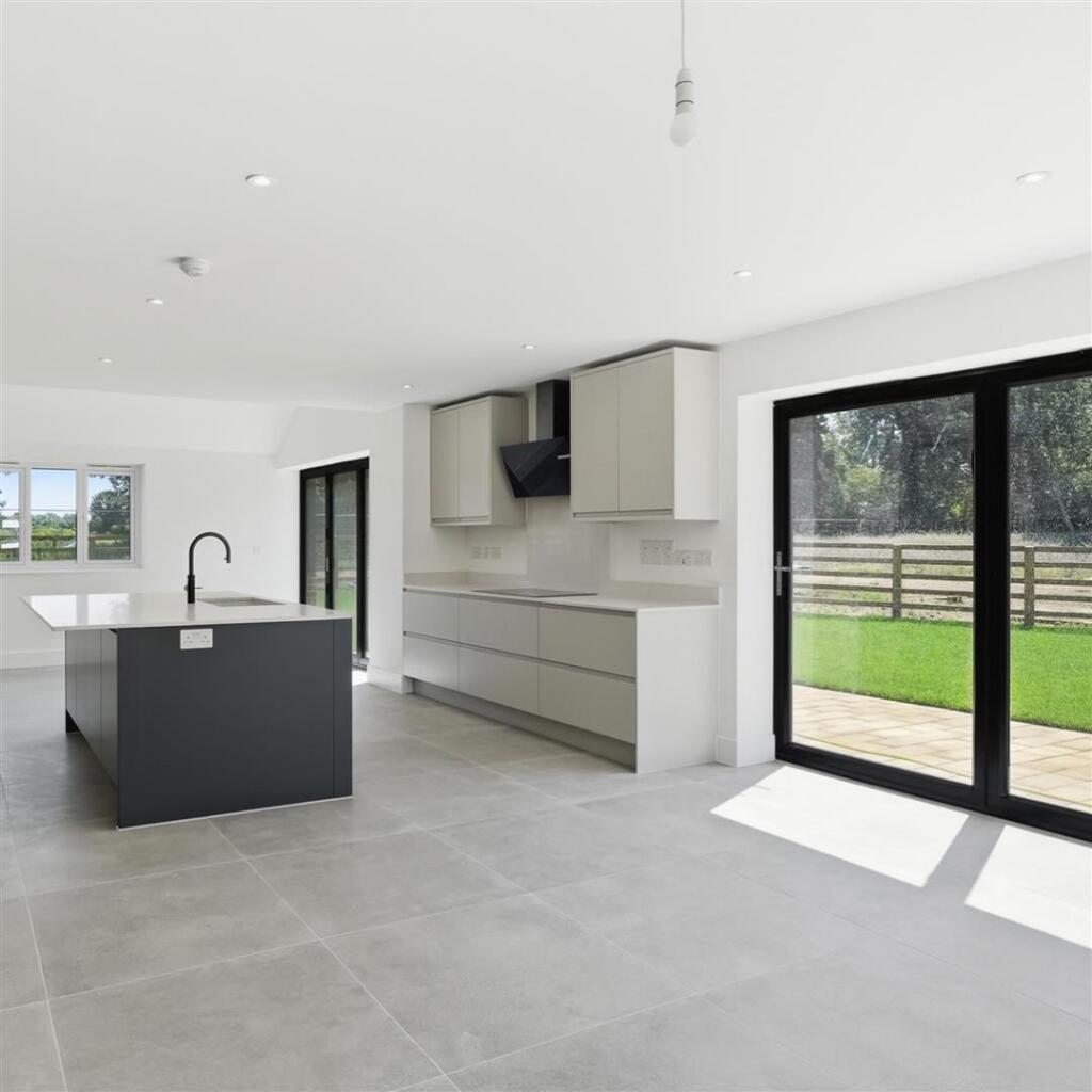 House in Mid Suffolk, Hinderclay - View 4