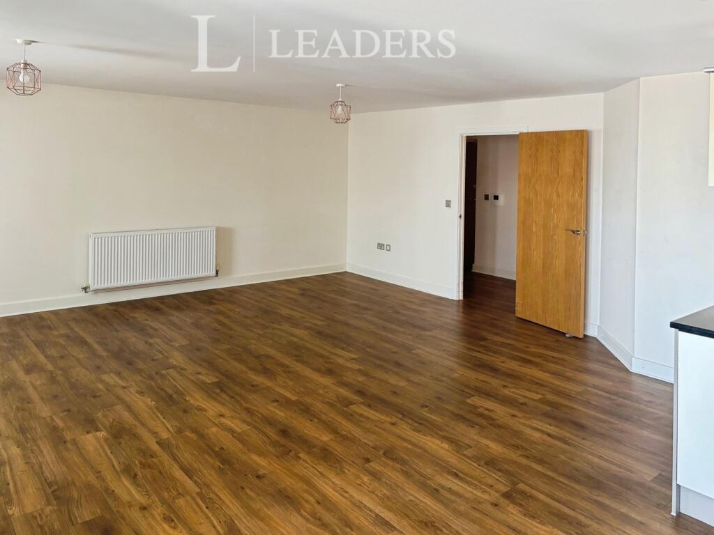Seagers Court, Portsmouth - View 4