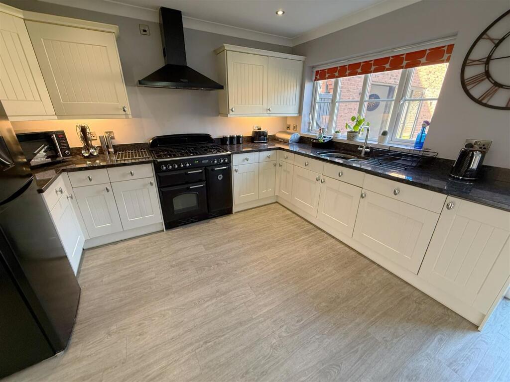 Additional image 5 of Bramley Way, Bidford-On-Avon, Alcester