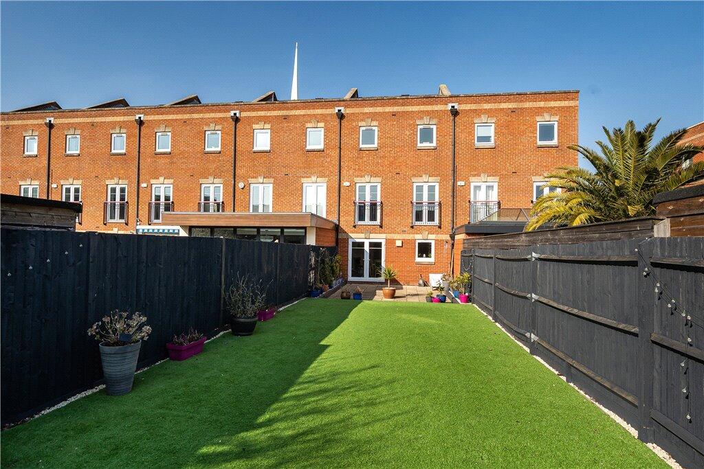 Perseus Terrace, Gunwharf Quays, Portsmouth - More