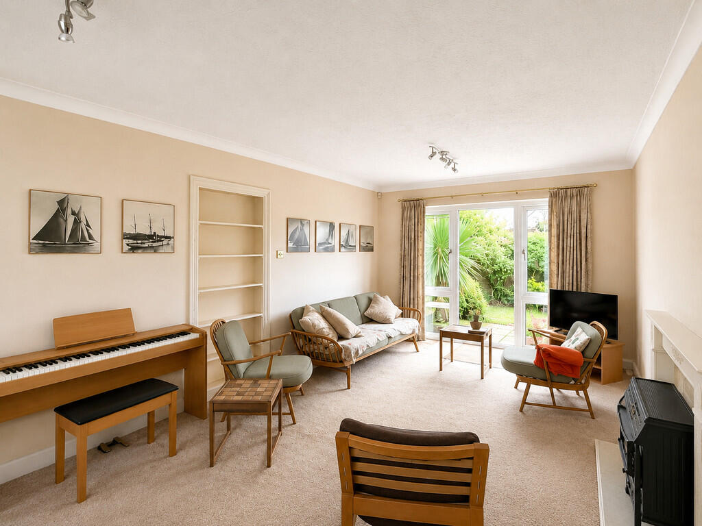 House in Southampton - View 4