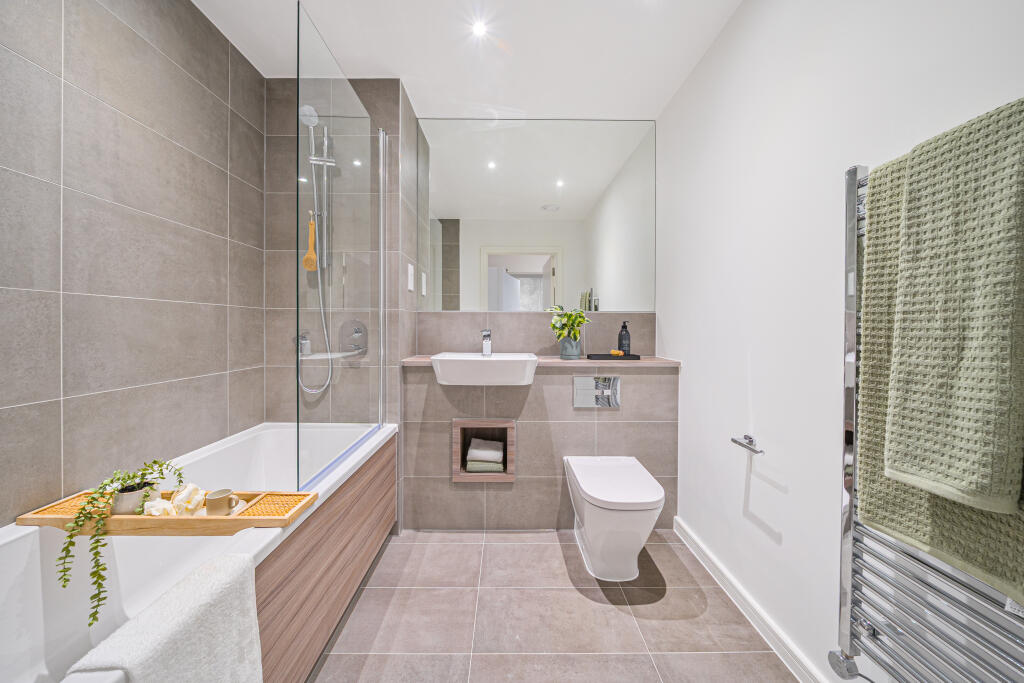 Apartment in London - View 3