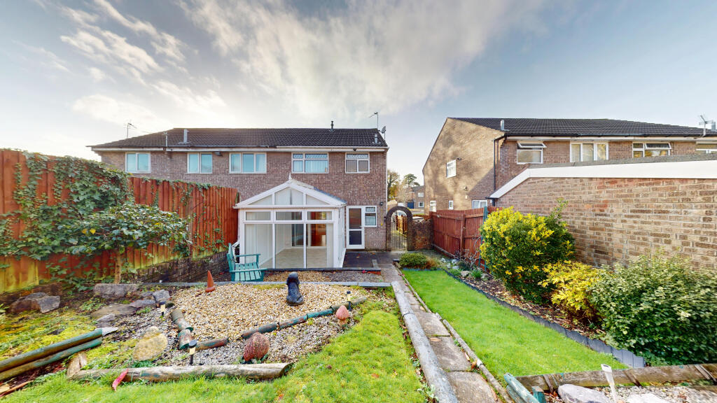 House in Cardiff, Thornhill - View 2