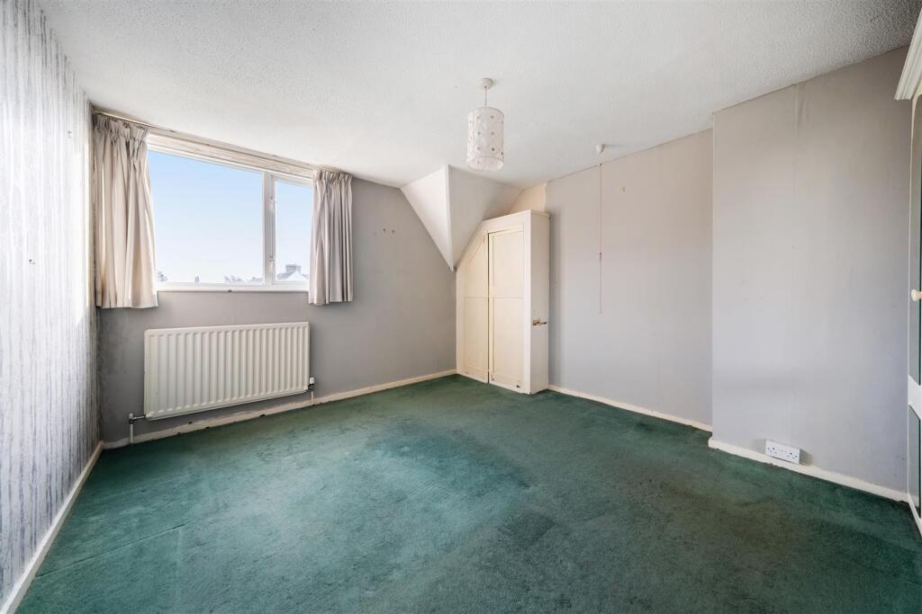 House in Maidstone, Kent - View 4
