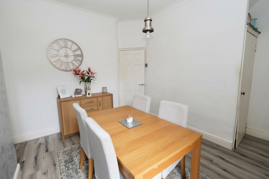 House in Trafford, Gorse Hill - More