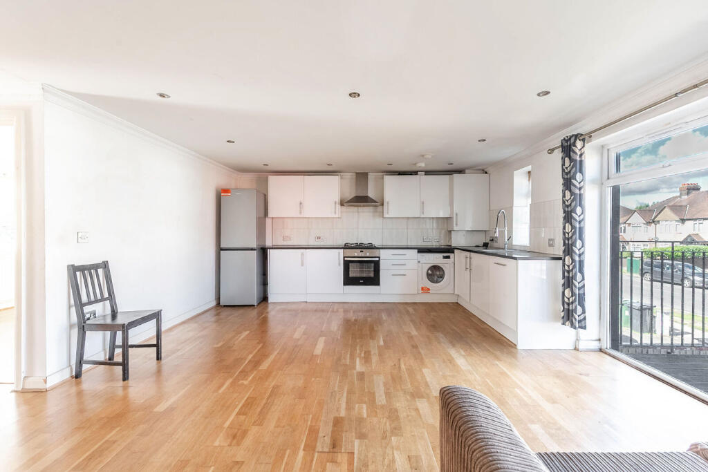 Apartment in London - View 4