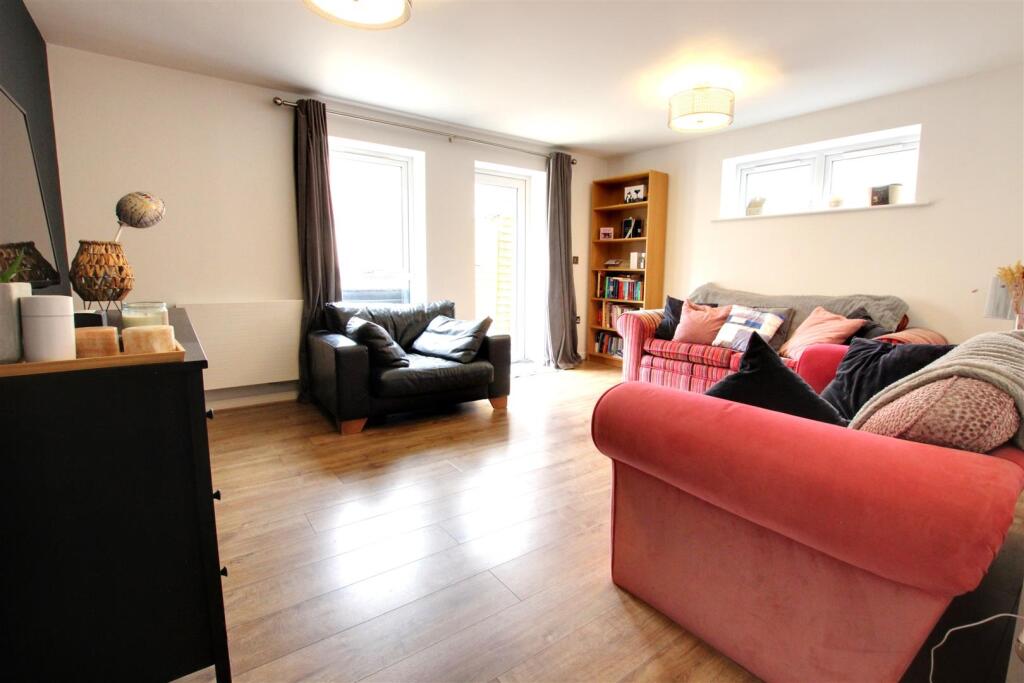 House in Hessle, East Riding of Yorkshire - More