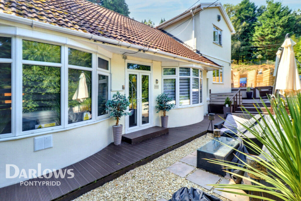 4-bed detached on Tavern Y Coed, Pontypridd, £675,000