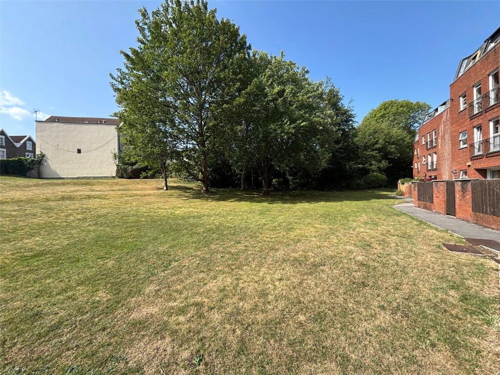 Property photo 11