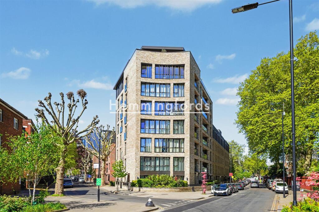 Apartment in London - View 2