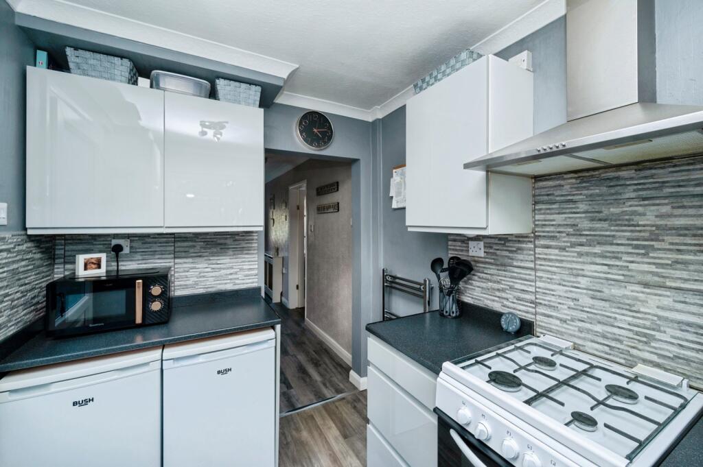 House in Ashfield, Kirkby-in-Ashfield, Sutton-in-Ashfield - More
