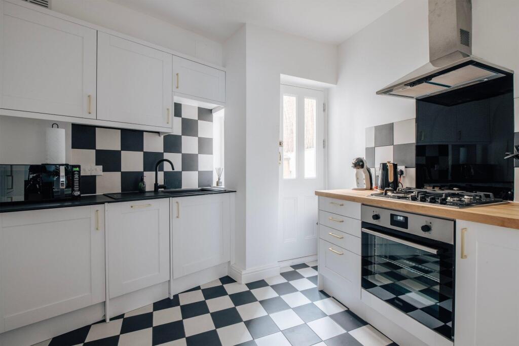 Property photo 8