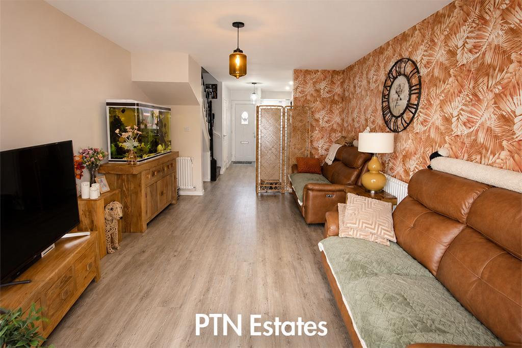 House in Brierley Hill, Quarry Bank - View 4